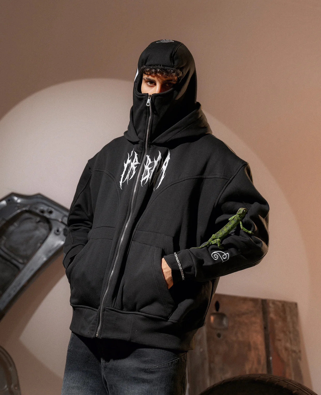 Elevate Your Style with Our Casual Unisex Hoodie Jacket Featuring a Trendy Loose Print Design